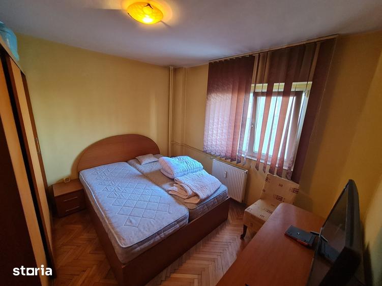 Apartament cu 4 camere în Micălaca