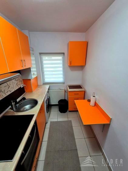 Apartament cu 2 camere semidecomandat, mobilat în Florești