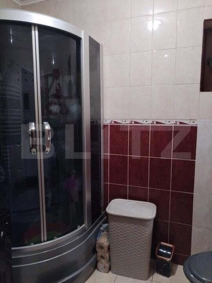 Apartament cu 3 camere decomandat, mobilat în Central