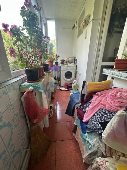 Apartament cu 2 camere semidecomandat, mobilat în Hipodrom