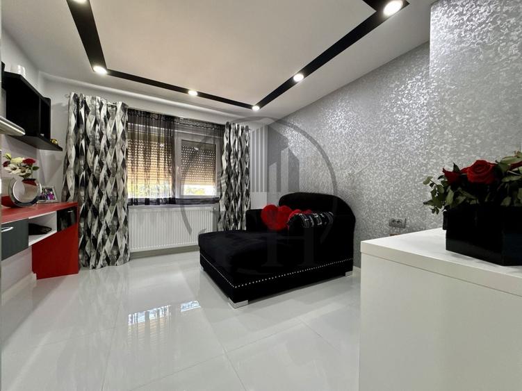 Apartament cu 4 camere decomandat, mobilat în Agigea