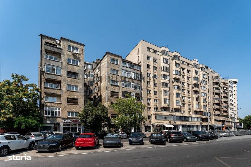 Apartament cu 4 camere în Calea Călărașilor