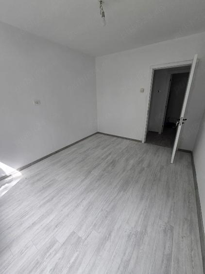 Apartament 2 camere Decomandate renovat Alexandru Obregia etaj 2 - 5