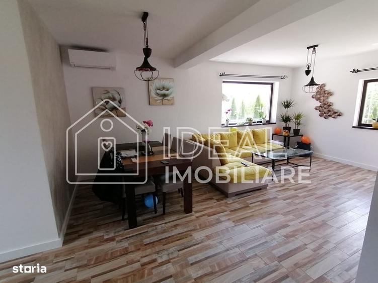 Casă cu 4 camere în Poplaca