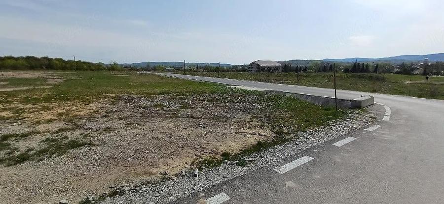 Spațiu comercial, de 496 mp, în Voivozi (Popești)