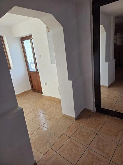 Casă cu Teren 25 Mp în Dâncu
