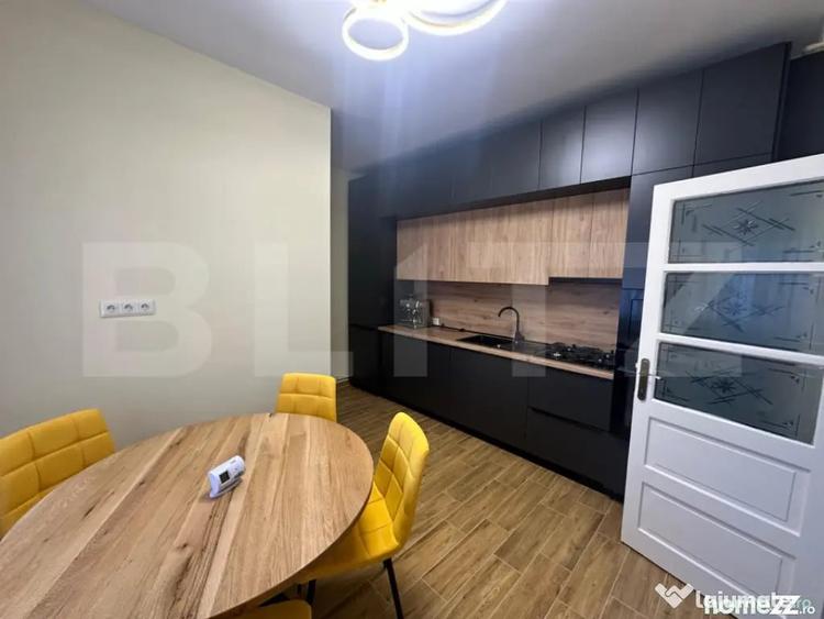 Apartament cu 4 camere decomandat în Titulescu