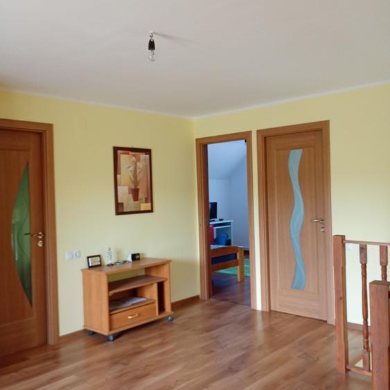 Casă cu 4 camere în Mărgineni