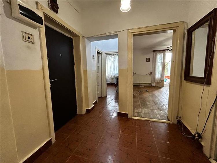 Apartament cu 2 camere decomandat în Aviatori