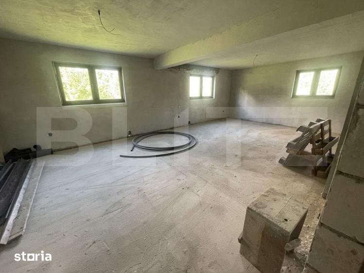Casă cu 5 camere cu Teren 1800 Mp în Central