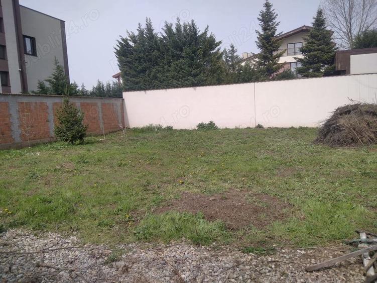 Teren de 500 mp, în Prelungirea Ghencea