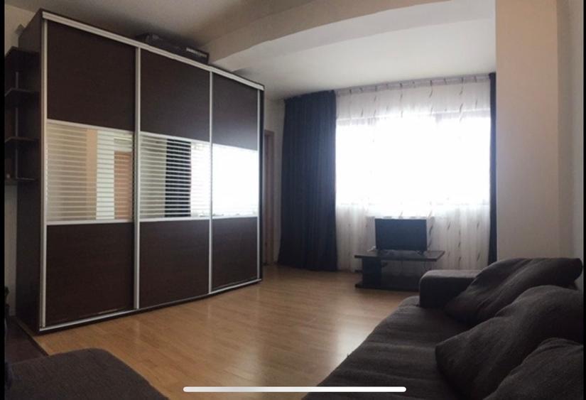Garsonieră decomandată, mobilată în Drumul Taberei