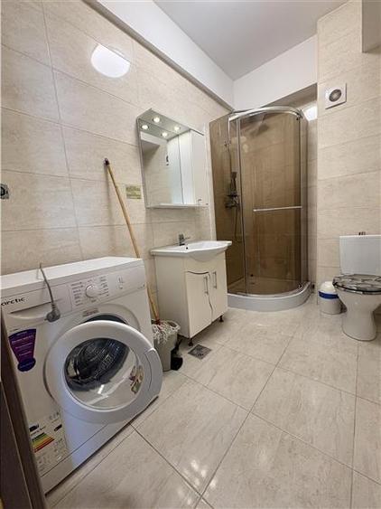 Apartament cu 2 camere decomandat, mobilat în Exterior Est