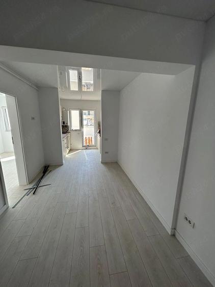 Apartament cu 2 camere semidecomandat în Sud