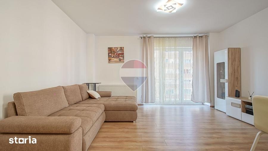 Apartament cu 3 camere în Tractorul