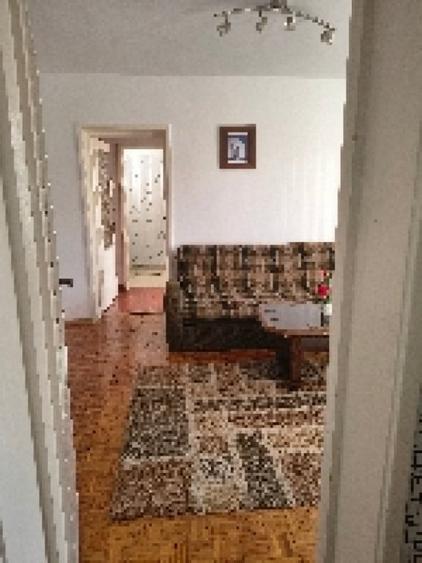 Apartament cu 2 camere semidecomandat în Est