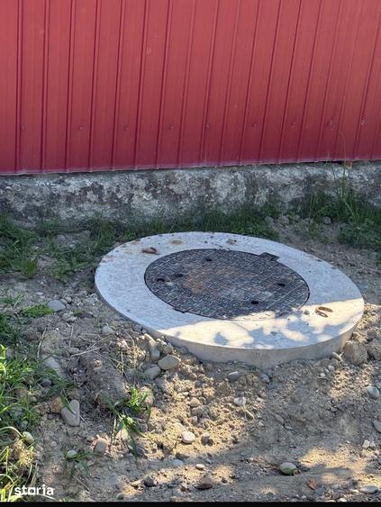 Casă cu 5 camere cu Teren 1400 Mp în Mănăstirea Cașin