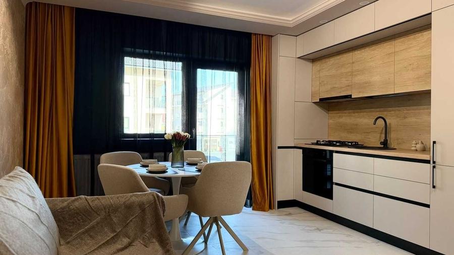 Apartament cu 2 camere decomandat în Central
