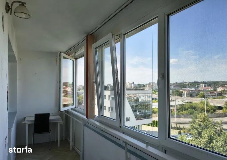 Apartament cu 2 camere semidecomandat în Podu Roș