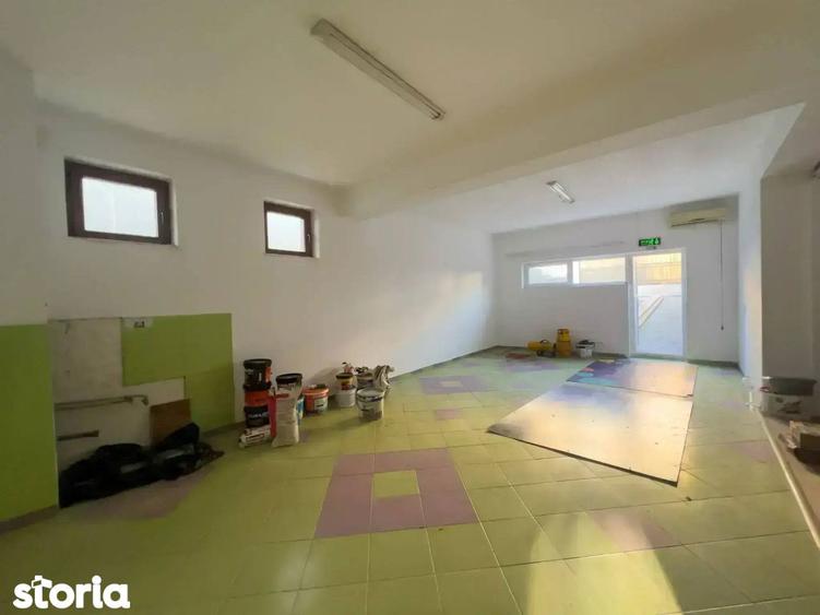 Casă cu Garaj în Militari
