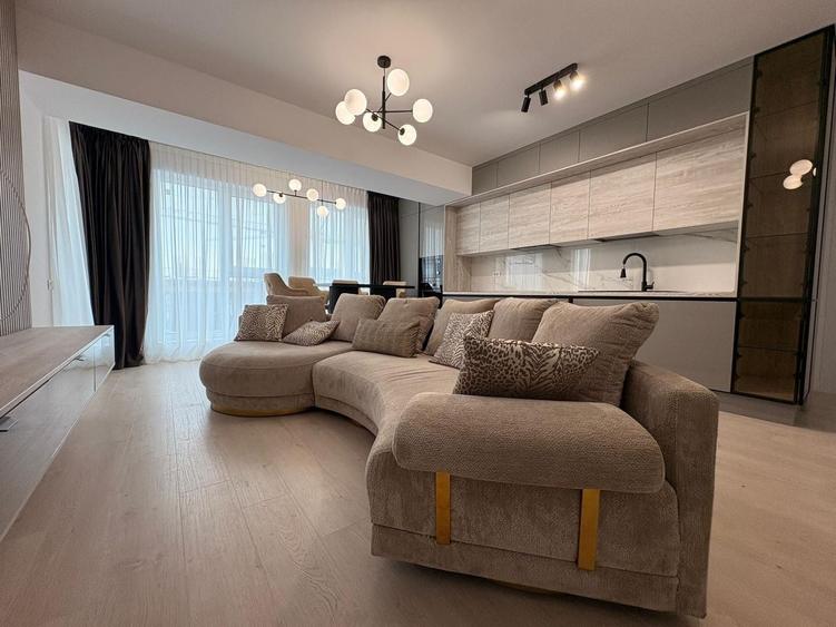 Apartament cu 3 camere decomandat, mobilat în Pipera