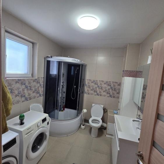 Casă cu 3 camere în Cârcea