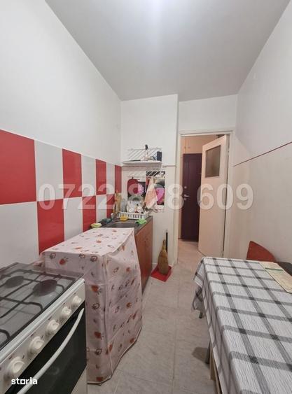 Garsonieră decomandată în Berceni