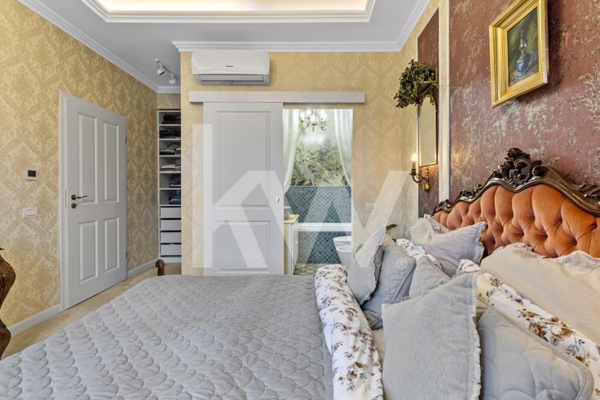 Apartament cu 4 camere decomandat, mobilat în Centrul Istoric