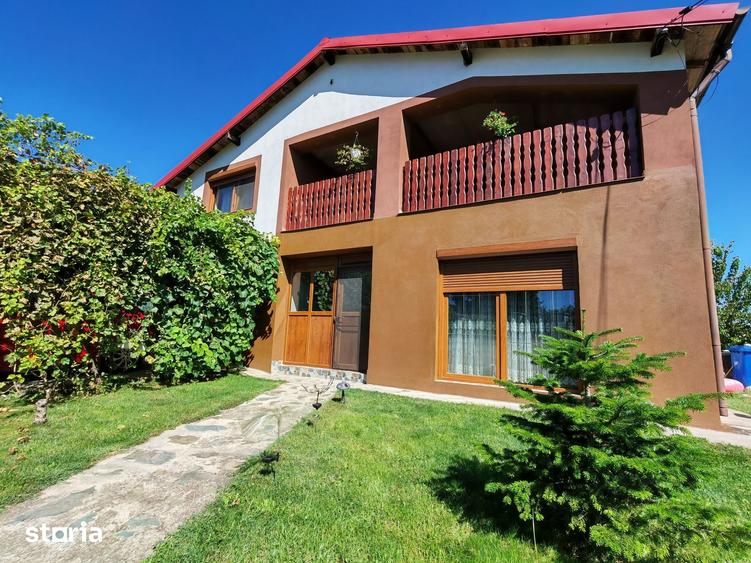 Casă cu 5 camere cu Teren 650 Mp în Topraisar