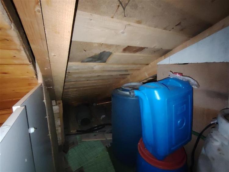 Casă individuală cu 4 camere cu Teren 216 Mp în Exterior Est