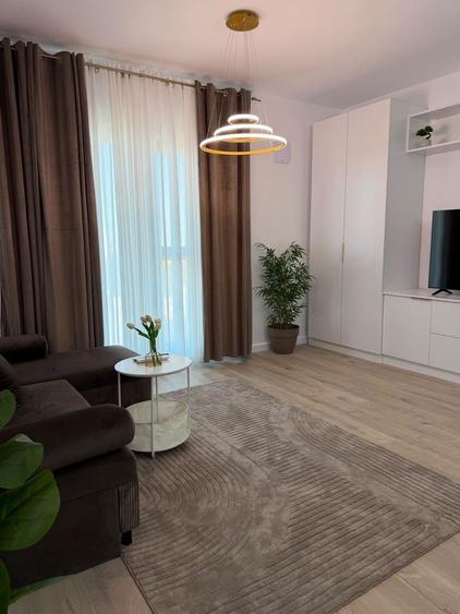Apartament cu 2 camere decomandat în Exterior Vest
