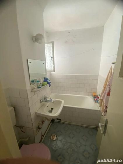Apartament cu 3 camere decomandat în Târgu Ocna