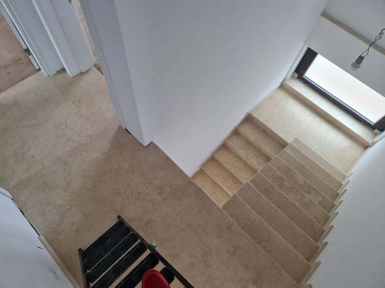 Casă cu 4 camere cu Teren 365 Mp în Cernica