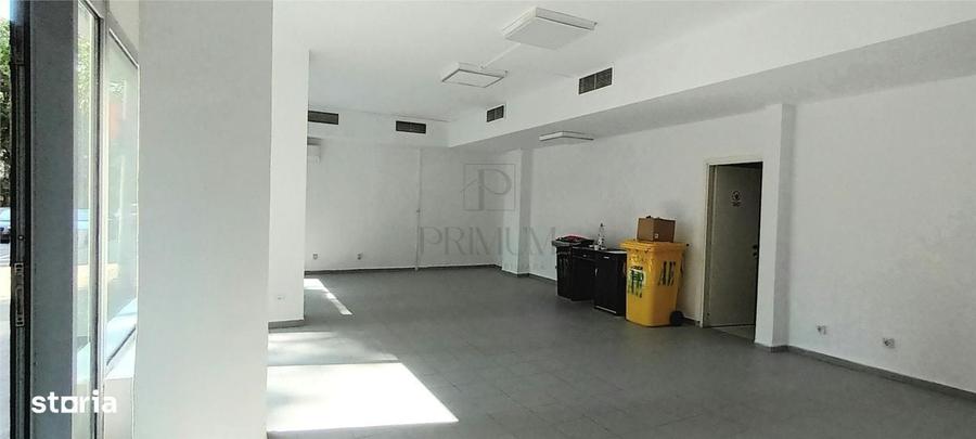Spațiu comercial, de 60 mp, în Dâmbovița