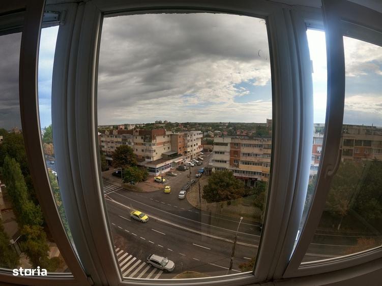 Apartament cu 2 camere decomandat în Uiești