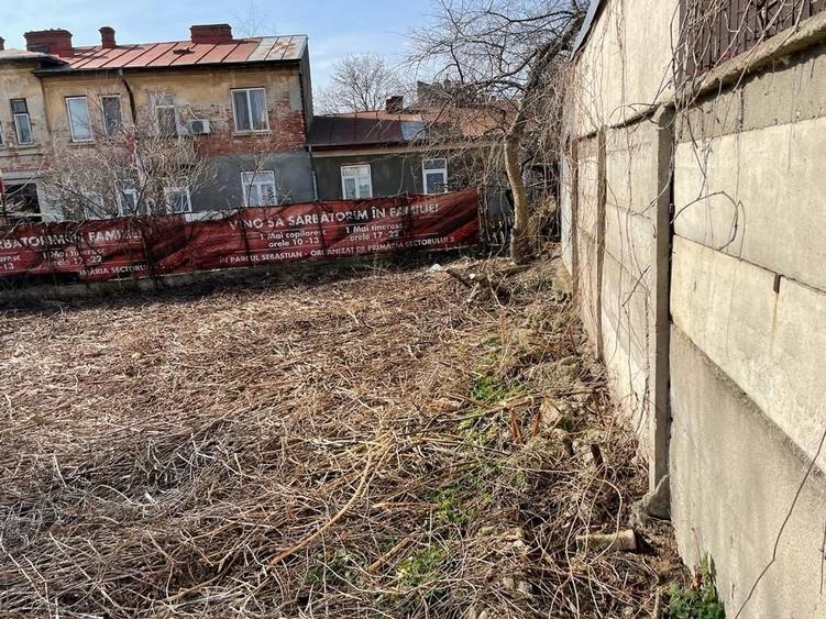Teren Construcții intravilan de 407 mp, în 13 Septembrie