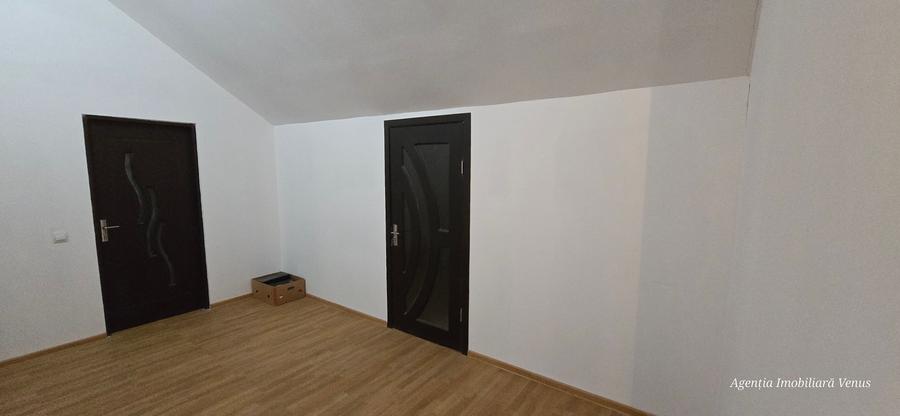 Casă individuală cu 5 camere cu Teren 750 Mp în Cătămărești-Deal