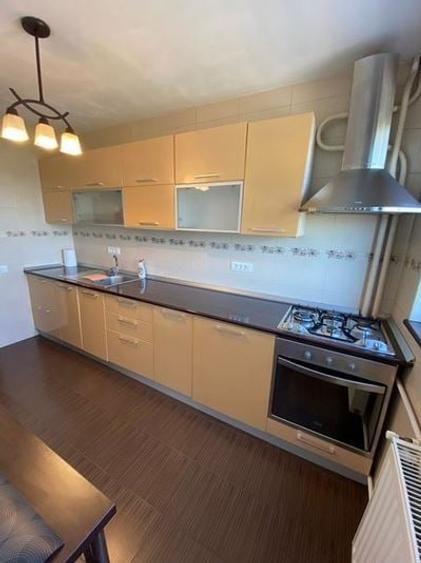 Apartament cu 3 camere semidecomandat, mobilat în Brâncoveanu