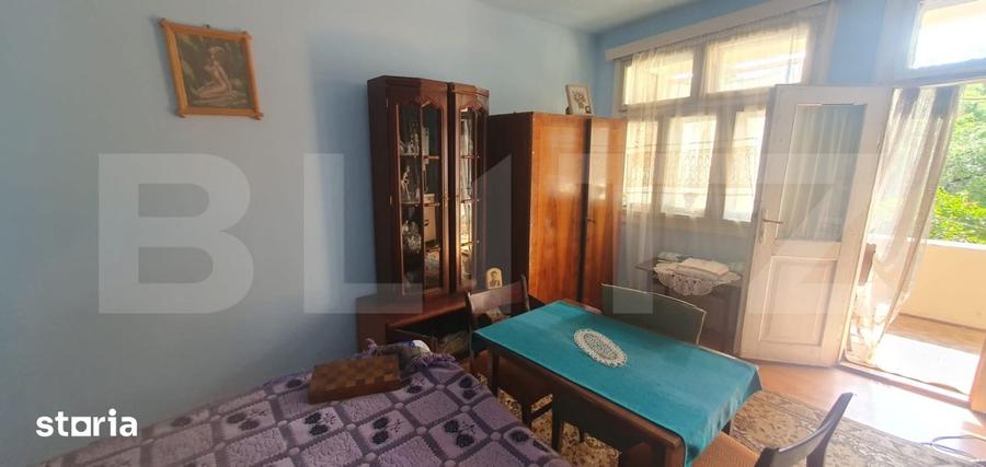 Casă cu 5 camere cu Teren 240 Mp în Central
