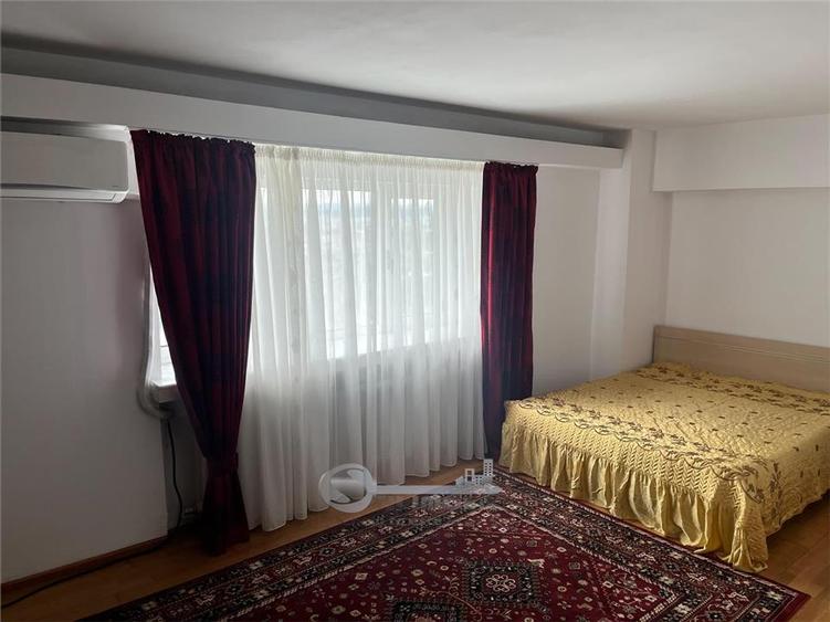 Garsonieră decomandată în Gară