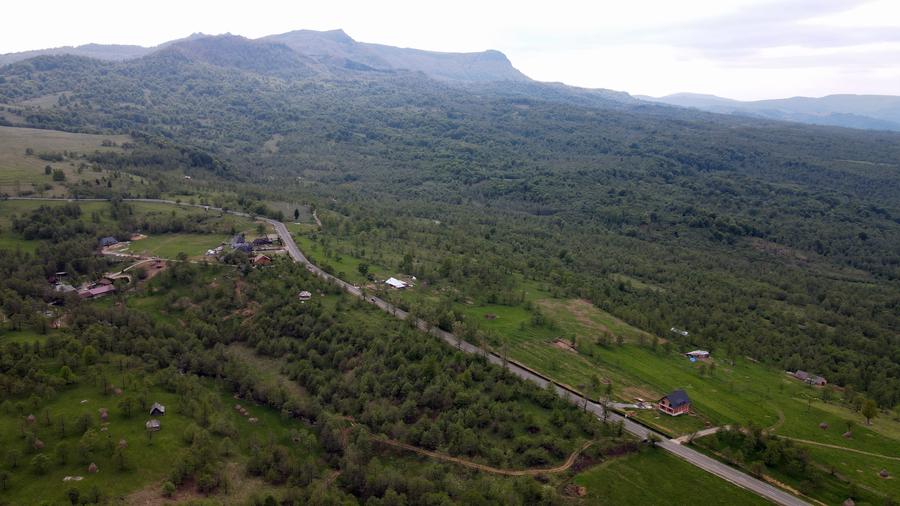 Teren intravilan de 11140 mp, în Budești