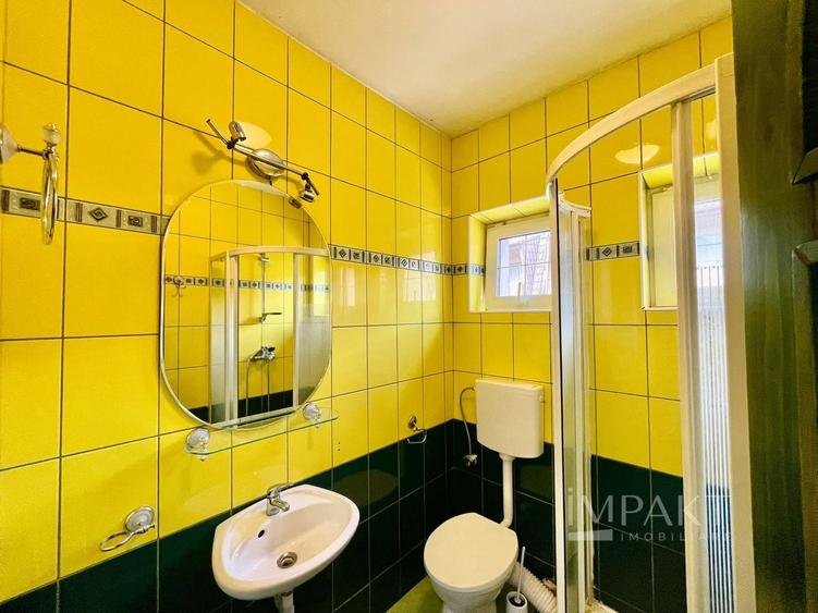Casă individuală cu 4 camere cu Canalizare în Andrei Mureșanu