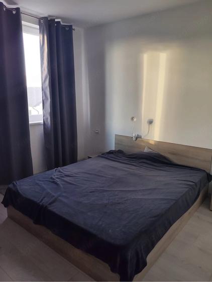Apartament cu 3 camere decomandat în Dumbrăvița