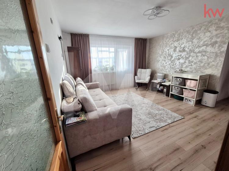 Apartament cu 3 camere semidecomandat, mobilat în Brazda lui Novac