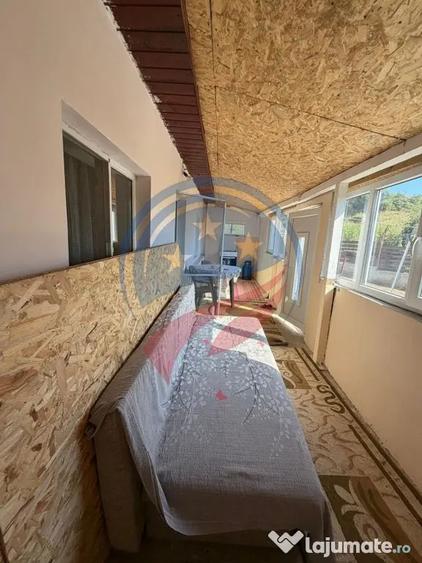Casă cu 3 camere cu Canalizare în Izvor