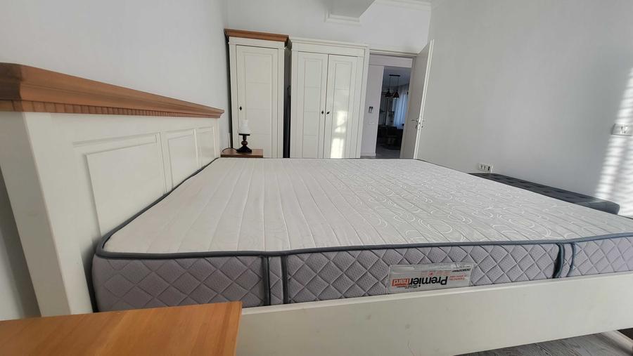 Apartament cu 2 camere decomandat în Palazu Mare