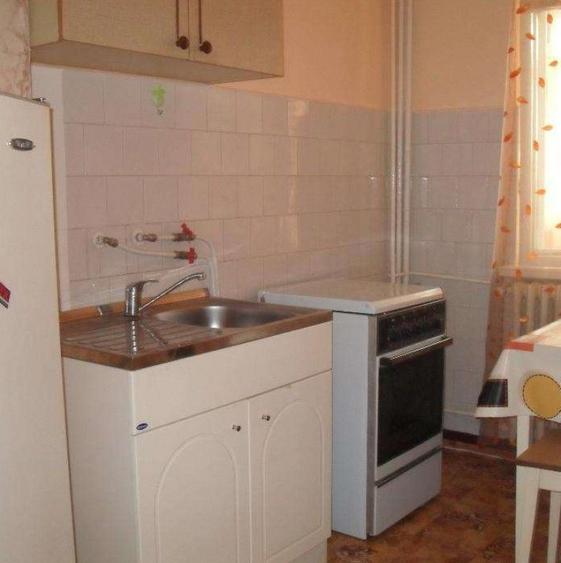 Garsonieră decomandată în Mircea cel Bătrân