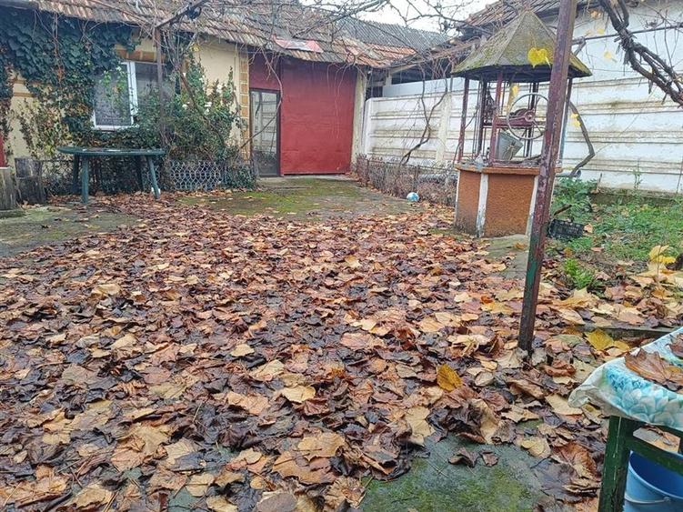 Casă individuală cu 5 camere cu Teren 600 Mp în Săldăbagiu Mic
