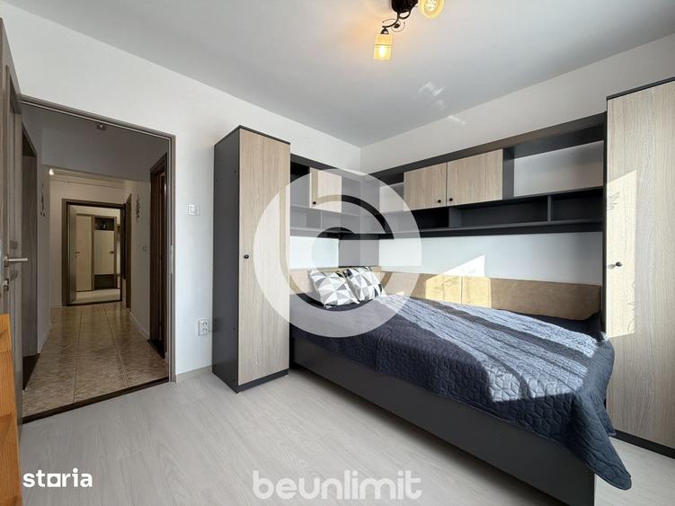 Apartament cu 3 camere în Vasile Aaron