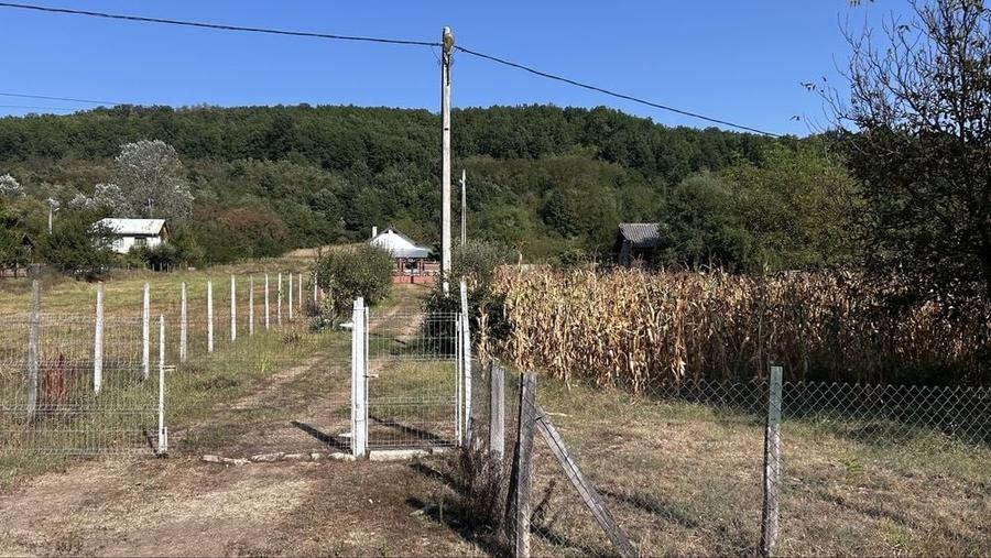Casă cu 2 camere în Sâmburești